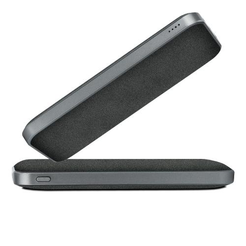 Внешний аккумулятор Ин Велюр ; - купить именные сувениры в Воронеже