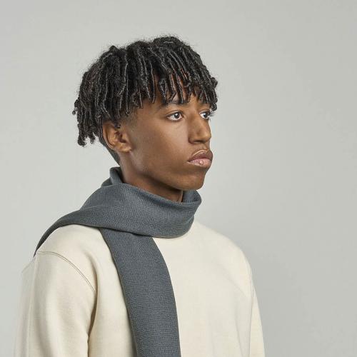 Шарф вязаный  WIND SCARF-S; - купить именные сувениры в Воронеже