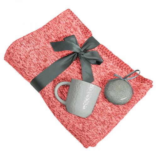 Подарочный набор HOLIDAY: плед, кружка, шар новогодний; - купить необычные подарки в Воронеже