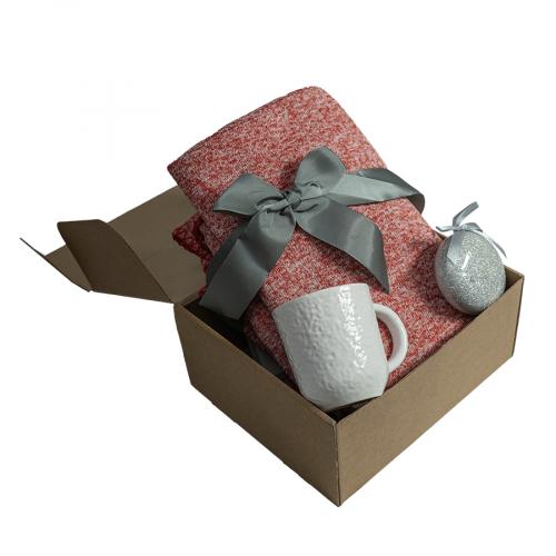 Подарочный набор HOLIDAY: плед, кружка, шар новогодний; - купить необычные сувениры в Воронеже