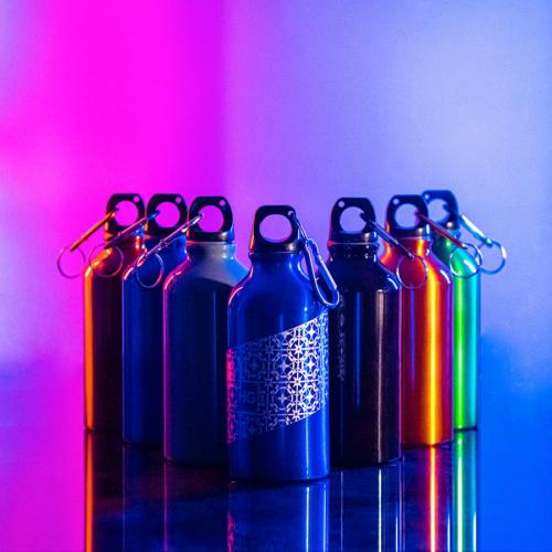 Бутылка для воды с карабином MENTO; - купить необычные сувениры в Воронеже