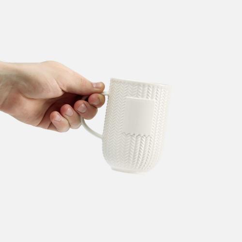 Кружка «Все связано», большая; - купить именные сувениры в Воронеже