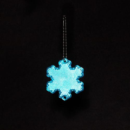 Пешеходный светоотражатель с цепочкой «Снежинка»; - купить необычные сувениры в Воронеже