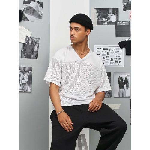 Футболка унисекс Nino с V-образным вырезом; - купить подарки с логотипом в Воронеже