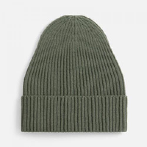 Шапка Catch Match без помпона, зеленая (полынь)