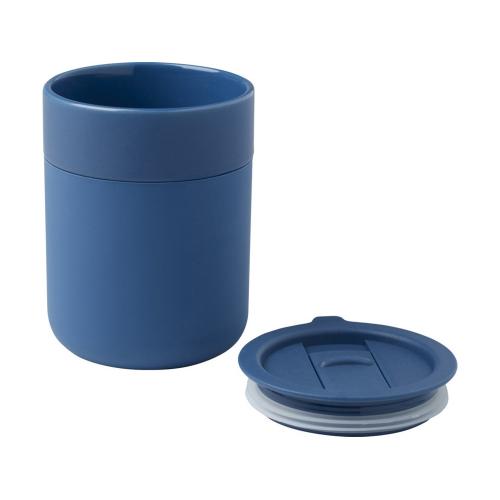 Java керамическая кружка емкостью 330 мл с силиконовой оберткой и пластиковой крышкой - Синий; - купить необычные сувениры в Воронеже