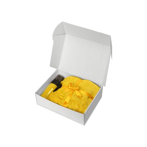 Подарочный набор с пледом, термокружкой и миндалем в шоколадной глазури Tasty hygge; - купить необычные подарки в Воронеже