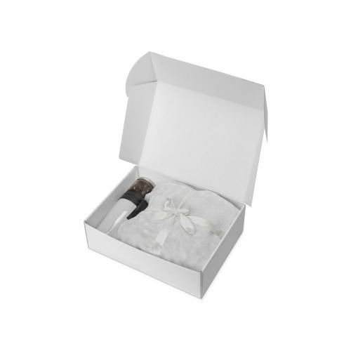 Подарочный набор с пледом, термокружкой и миндалем в шоколадной глазури Tasty hygge; - купить необычные подарки в Воронеже