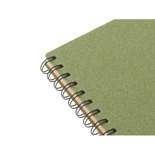 Блокнот на спирали в картонной обложке с переработанной бумагой Mania; - купить именные сувениры в Воронеже