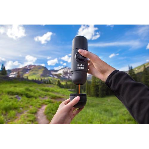 Ручная мини-кофемашина (WACACO Minipresso GR) WCCMP ; - купить подарки с логотипом в Воронеже