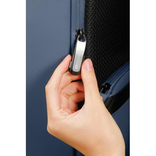 Антикражный рюкзак Bobby Edge из rPET AWARE™; - купить именные сувениры в Воронеже